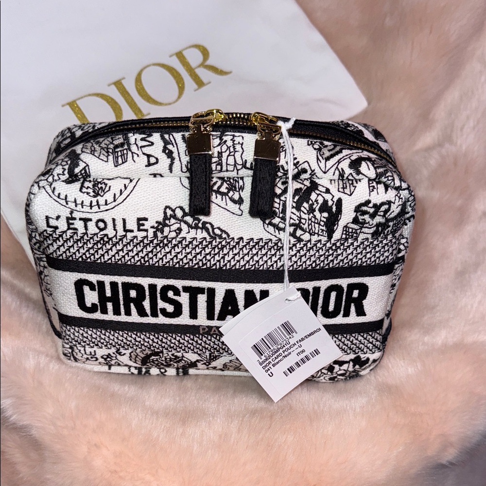 Black and White cosmetic Pouch - Picture 7 of 13